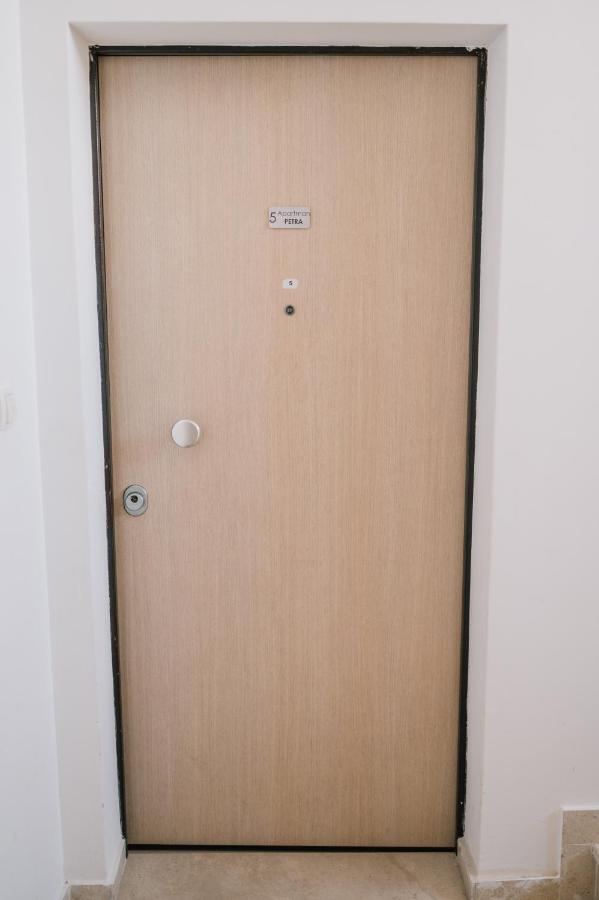 Apartman Petra Трогир Экстерьер фото