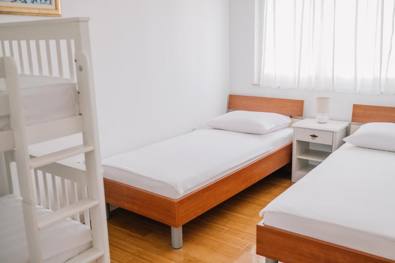 Apartman Petra Трогир Экстерьер фото